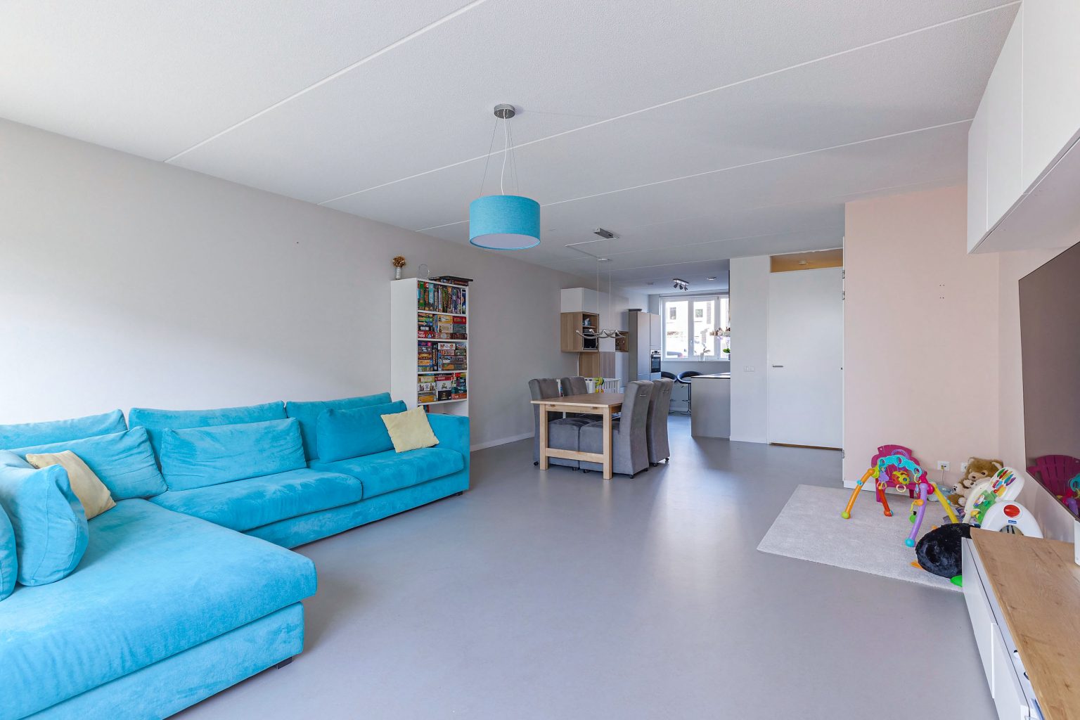 1Fritz Dietrich Kahlenbergstraat 7b-8